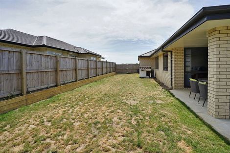 Photo of property in 266 Dixon Road, Fitzroy, Hamilton, 3206