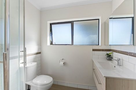 Photo of property in 28 Rifleman Lane, Paraparaumu Beach, Paraparaumu, 5032