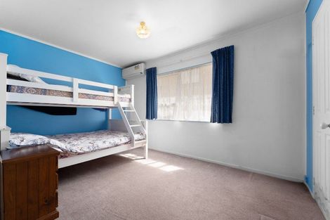 Photo of property in 9 Keywella Drive, Conifer Grove, Takanini, 2112