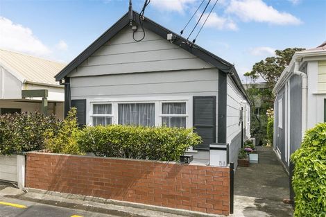 Photo of property in 15 Moir Street, Mount Victoria, Wellington, 6011