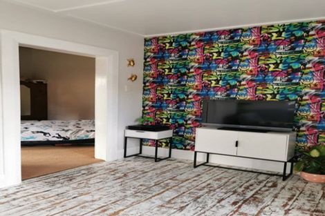 Photo of property in 37 Grey Street, Marton, 4710