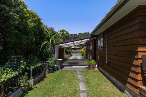 Photo of property in 5 Puriri Road, Waikanae, 5036