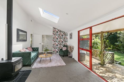 Photo of property in 18 Parsons Glen, Karori, Wellington, 6012