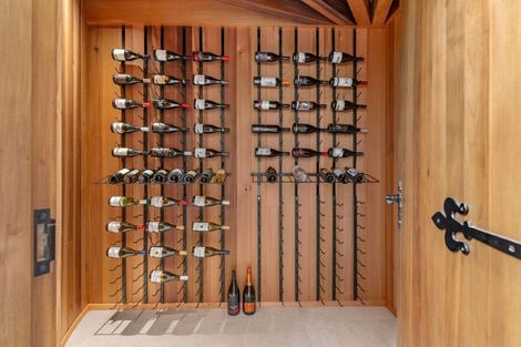 Photo of property in 70 Baylys Coast Road, Dargaville, 0377