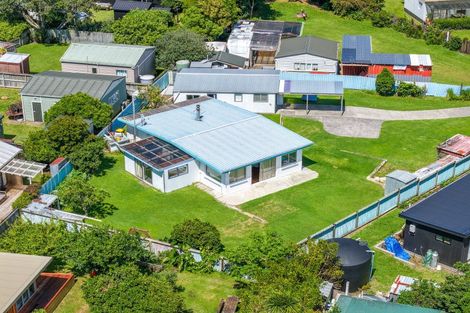 Photo of property in 27 Marlin Place, Whiritoa, Whangamata, 3691