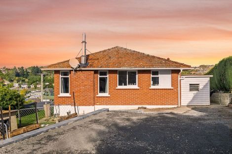Photo of property in 38 Lindsay Road, Caversham, Dunedin, 9011