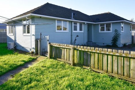 Photo of property in 15 Willow Street, Hampstead, Ashburton, 7700