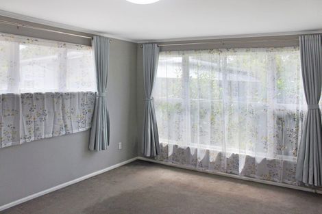 Photo of property in 5 Nyton Place, Bryndwr, Christchurch, 8053
