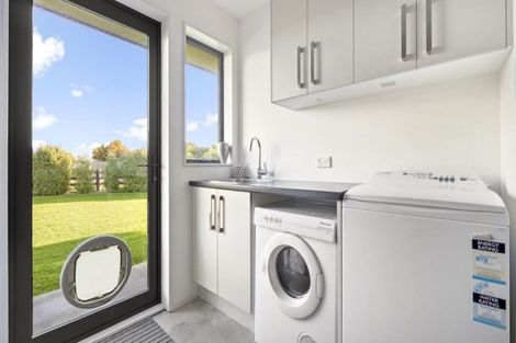 Photo of property in 1 Showground Place, Leeston, 7632