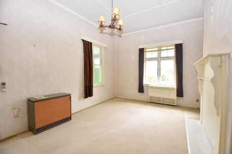 Photo of property in 212 High Street South, Carterton, 5713