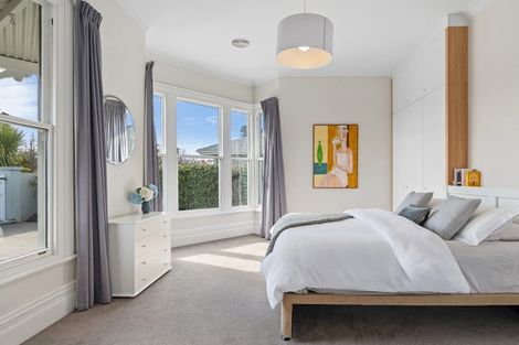 Photo of property in 90 Hawthorne Street, Strowan, Christchurch, 8052