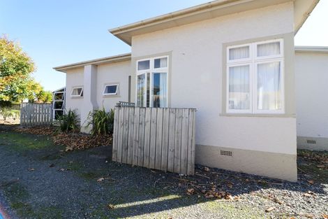 Photo of property in 6 Edward Street, Dannevirke, 4930