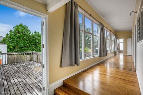 Photo of property in 5 Beacholm Road, Takapuna, Auckland, 0622