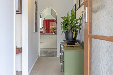 Photo of property in 65 Great North Road, Waipawa, 4210