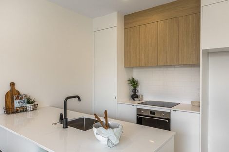 Photo of property in 70 Tahuhu Road, Mount Wellington, Auckland, 1062