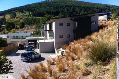Photo of property in 23 Redfern Terrace, Arthurs Point, Queenstown, 9371