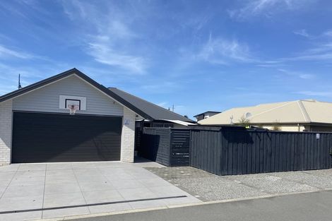 Photo of property in 48 Tahuna Street, Pegasus, 7612
