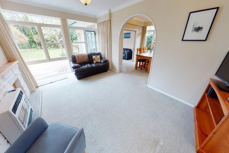 Photo of property in 19 Surrey Crescent, Hokowhitu, Palmerston North, 4410