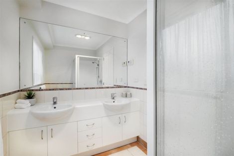 Photo of property in 393 Chapel Road, East Tamaki, Auckland, 2016