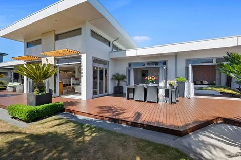 Photo of property in 3 St Andrews Parkway, Waiwhakaiho, New Plymouth, 4312