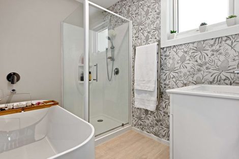 Photo of property in 21 La Perouse Place, Northcote, Christchurch, 8052