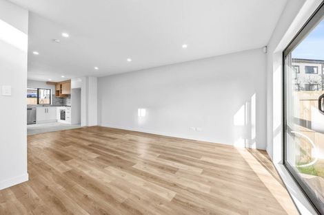 Photo of property in 40b Trentham Road, Papakura, 2110