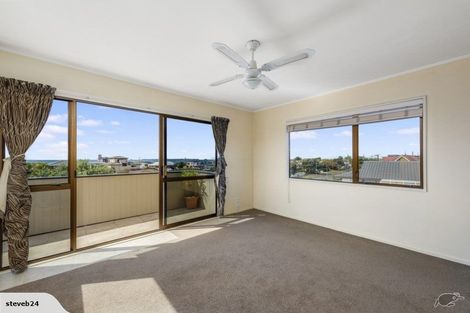 Photo of property in 44 Dickson Road, Papamoa Beach, Papamoa, 3118