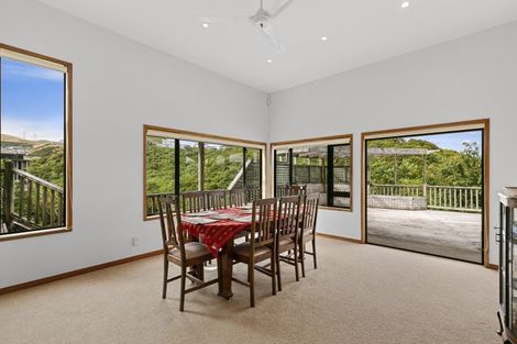 Photo of property in 12 Amesbury Drive, Churton Park, Wellington, 6037