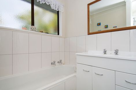 Photo of property in 16 Lochinvar Place, Hairini, Tauranga, 3112