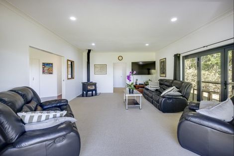 Photo of property in 35 Raratu Road, Kahuranaki, Havelock North, 4295