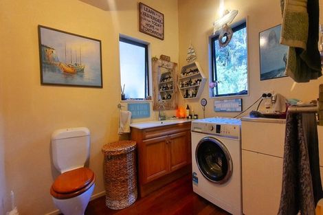 Photo of property in 8a Schoolhouse Bay Road, Kawau Island, 0920