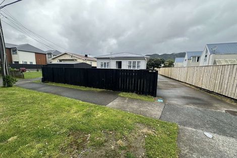 Photo of property in 124 Randwick Road, Moera, Lower Hutt, 5010
