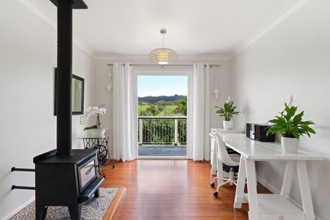 Photo of property in 1040 Cove Road, Langs Beach, Waipu, 0582