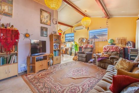 Photo of property in 4 Saint Pauls Place, Tamatea, Napier, 4112