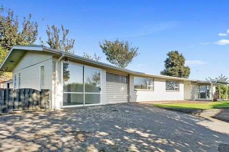 Photo of property in 43a Cumberland Street, Merrilands, New Plymouth, 4312