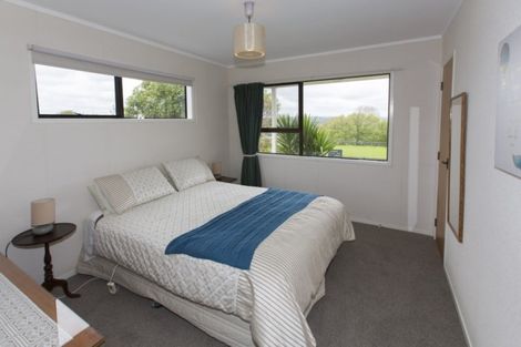 Photo of property in 4 Horniblow Road, Matakohe, 0594