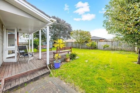 Photo of property in 64 Old Wairoa Road, Papakura, 2110