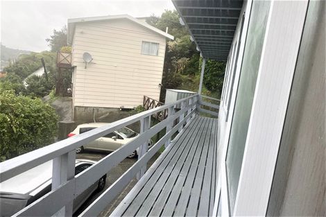 Photo of property in 1/3 Jerome Way, Crofton Downs, Wellington, 6035