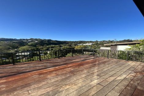 Photo of property in 25 Ocean Road, Surfdale, Waiheke Island, 1081