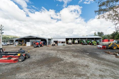 Photo of property in 185 Centre Road, Momona, Outram, 9073