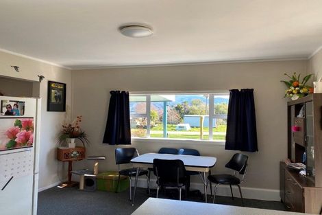 Photo of property in 35 Central Takaka Road, Takaka, 7183