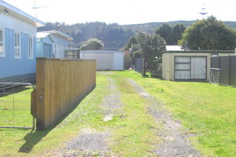 Photo of property in 102b The Square, Whangamata, 3620