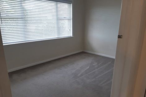 Photo of property in 2/15 East Coast Road, Milford, Auckland, 0620