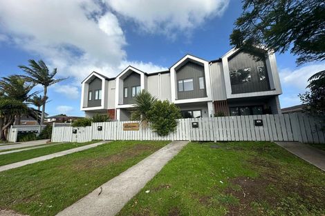 Photo of property in 3/66 Swanson Road, Henderson, Auckland, 0610