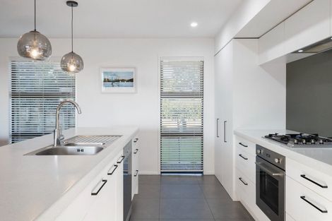 Photo of property in 23 Stockyard Crescent, Pukekohe, 2120