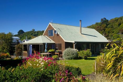 Photo of property in 61 Torquay Street, Kaikoura, 7300