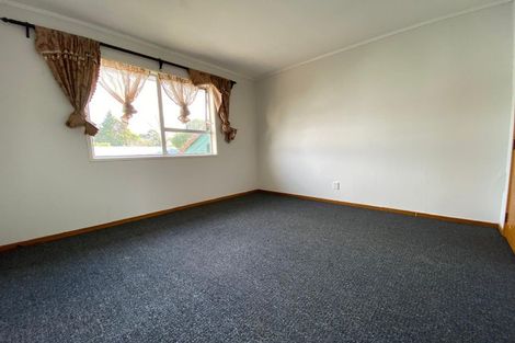 Photo of property in 29a-c Point England Road, Point England, Auckland, 1072
