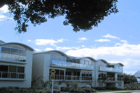 Photo of property in 27 Banks Avenue, Mount Maunganui, 3116
