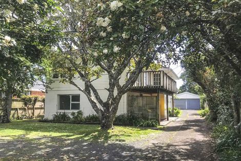 Photo of property in 32 Kervil Avenue, Te Atatu Peninsula, Auckland, 0610
