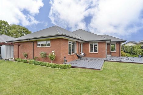 Photo of property in 13 Wisteria Lane, Rangiora, 7400